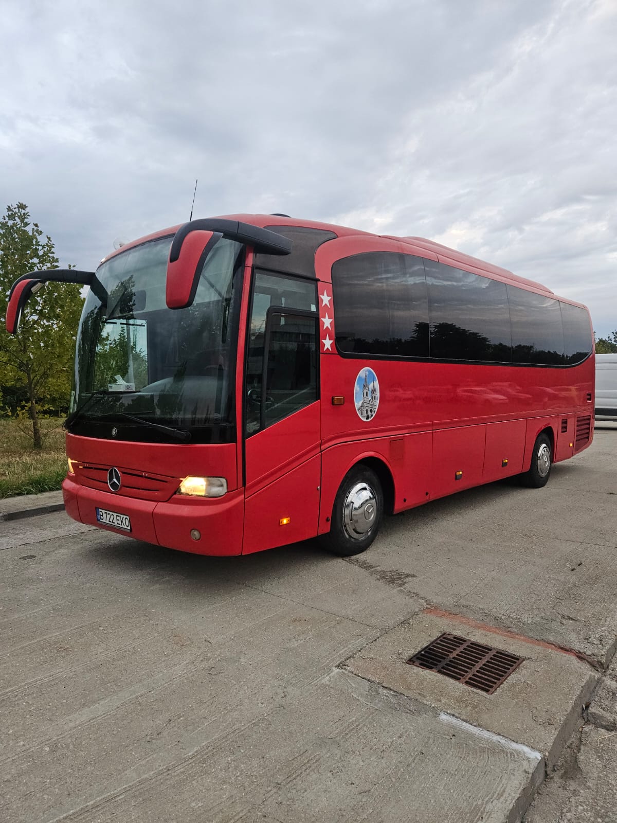 Midiautocar Eco Level 32+2 locuri
